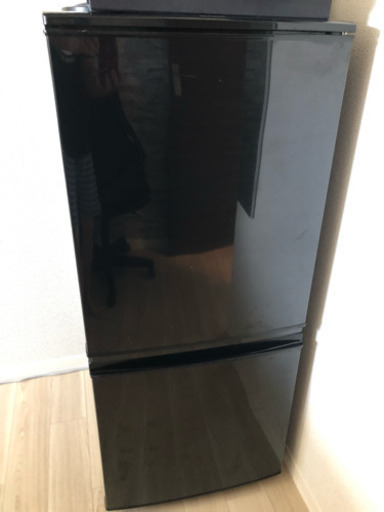 【値下げ】冷蔵庫 SHARP 137L 【値引き交渉可】