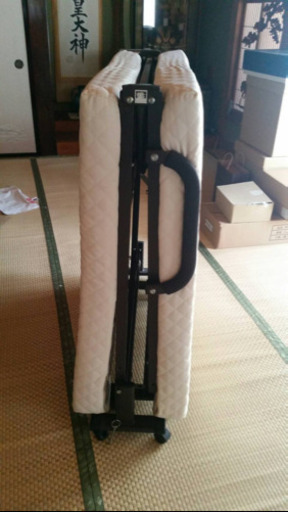 折りたたみベッド
