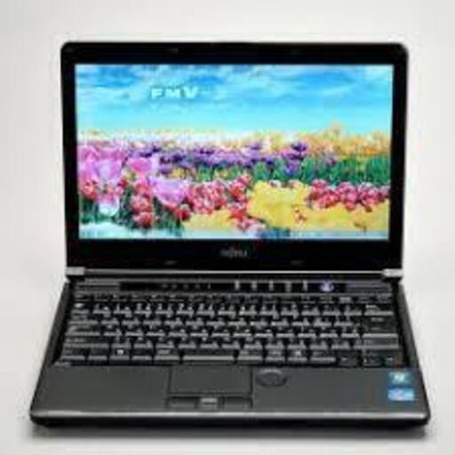 ノートパソコン　12インチ