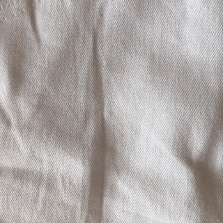 【取引中】白タイトスカートの画像