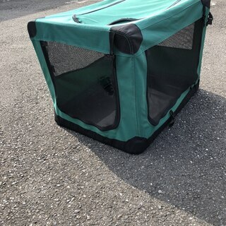 大型犬用ソフトケージ　一部破れ