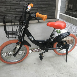 SHINE WOOD子供自転車16インチ 黒オレンジ 泥除け付き...