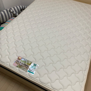 【ほぼ新品】値下げしました。日本製FRANCE BED ダブル マットレスの画像