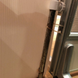 突っ張り式あみあみパーテーション 錆びありです🙇‍♀️の画像