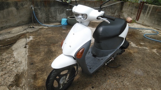 ☆☆レッツ４　CA45A　白　車体きれいです　インジェクションの高性能車