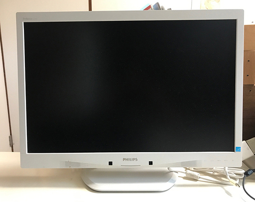フィリップス24インチ液晶モニターC240P