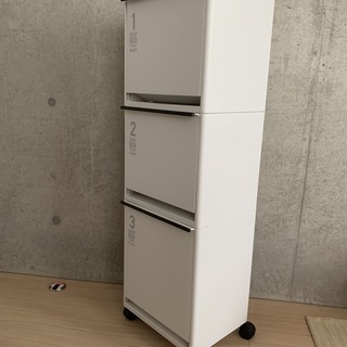 ゴミ箱 ３段 キャスター付きの画像