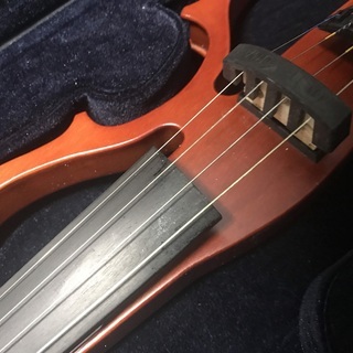 エレキバイオリン Valente／EVN-37　 電源アダプターBOSS／PSA-100Sの画像