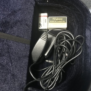 エレキバイオリン Valente／EVN-37　 電源アダプターBOSS／PSA-100Sの画像