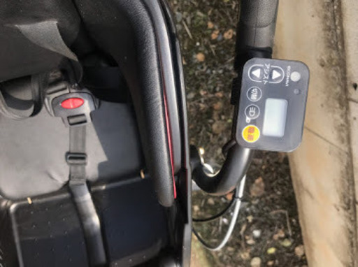 ９ー７７　☆電動自転車パナソニックギュット　充電器なし　２０インチ１２アンペア