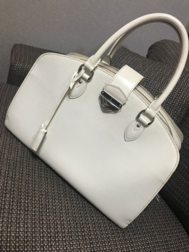 ルイヴィトン エピ ポンヌフ バッグ 現在販売していないモデルです