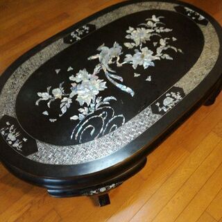 ラデン(螺鈿)細工テーブル