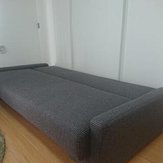 ソファーベッドの画像