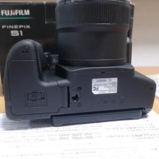 富士フイルム - 富士フイルム Finepix S1 50倍ズーム ソフトケース付 富士フイルム、50倍ズームレンズ搭載の防塵・防滴カメラ