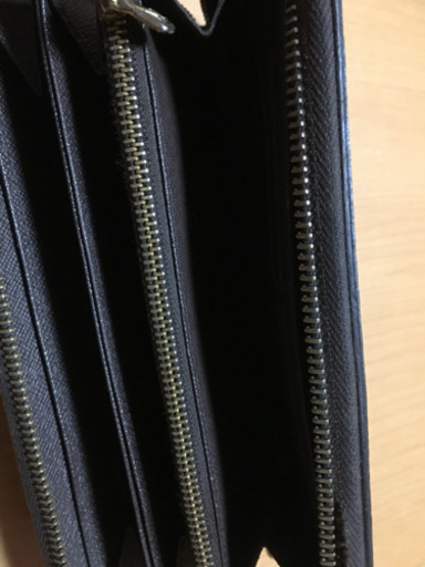 ヴィトン財布 ほつれあり