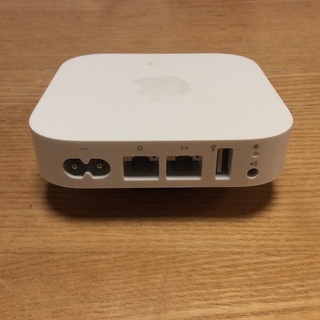 【譲ります】アップル AirMac Express Wifi無線LANルーター！（箱あり）の画像