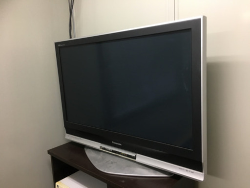テレビ42型
