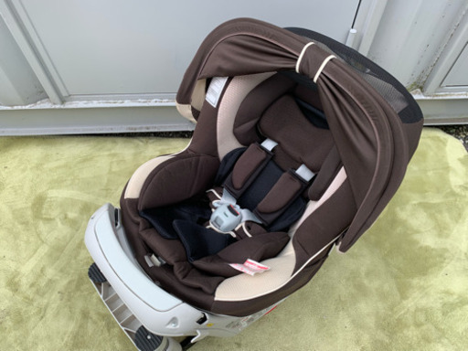 当店人気商品 ☆ エールベベ ☆ チャイルドシート ☆ クルットNT プレミアム ☆ ALB831 ☆ 清掃済み ☆ すぐにご利用OK^ ^