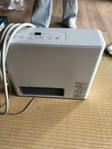 ガスストーブ