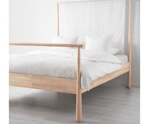 IKEA ダブルベットフレーム（終売品）とベッドベース（すのこ）