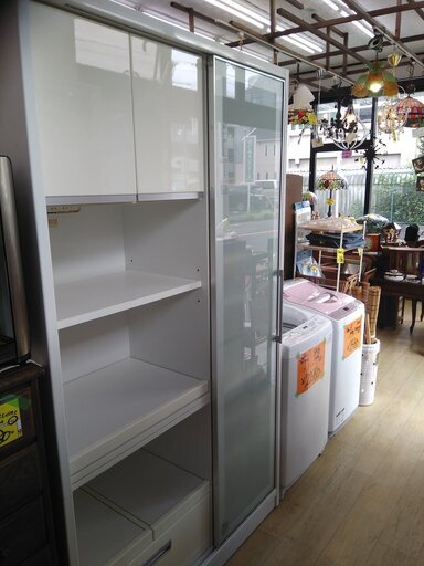 食器棚☆白　鏡面仕上げ☆モリタインテリア☆買取帝国　朝霞店