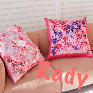 新品未使用rady エレガンスフラワークッションの画像
