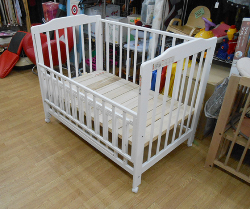 KATOJI ベビーベッド 新生児から生後24ヵ月以内位 02160F ホワイト キャスター付き タチベッド カトージ ☆ PayPay(ペイペイ)決済可能 ☆ 札幌市 清田区 平岡