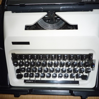 タイプライター　TRIUMPH (トライアンフ)Junior12の画像