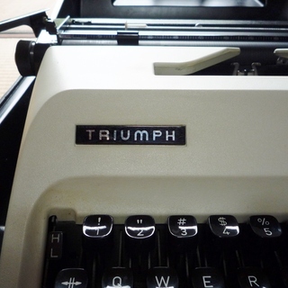 タイプライター　TRIUMPH (トライアンフ)Junior12の画像