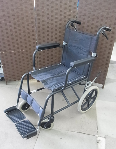 ☆MATSUNAGA/松永製作所 介助式車椅子 MW-E2 黒/ブラック 車いす 車イス 札幌 北20条店東区