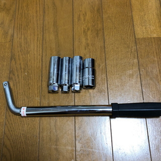 車用 ホイールレンチ