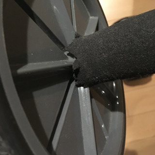 筋トレ三点セット（ダンベル、プッシュアップバー、腹筋ローラー）の画像