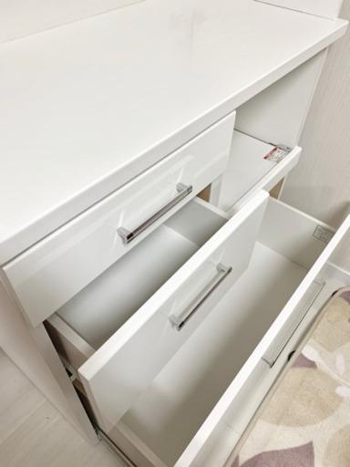 【美品】更に値引き致します！白い食器棚★ニトリ★傷等ありません！