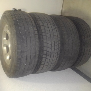DANLOP WINTER MAXX SJ8 275/65R17 スタッドレス（ホイール付）