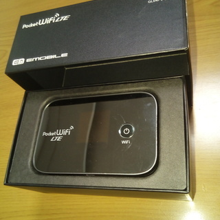 イーモバイル　ポケットWIFI　GL04P　箱入り　