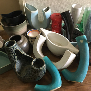 ☆あげます！西葛西より☆色々な形の花器 陶器製 まとめてセット！