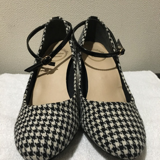 パンプス23.5cmの画像