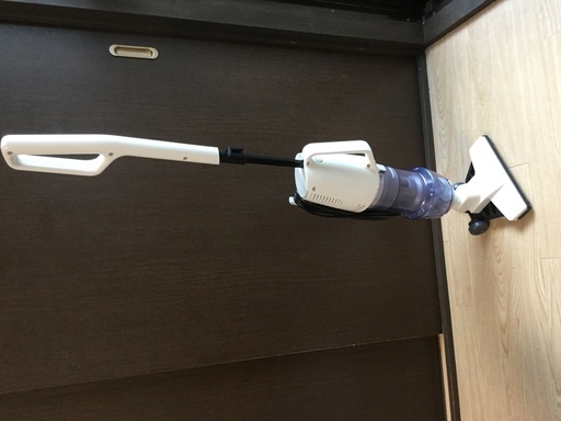 ツインバードサイクロンスティック型掃除機