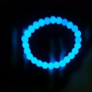 数珠ブレスレット(8㎜)ルミナスストーン(夜光 蓄光)の画像