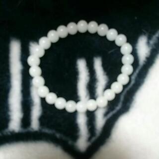 数珠ブレスレット(8㎜)ルミナスストーン(夜光 蓄光)の画像
