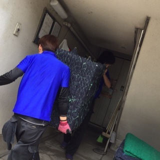 年間8500件の実績！！安心の優良引越店！！ - 引っ越し
