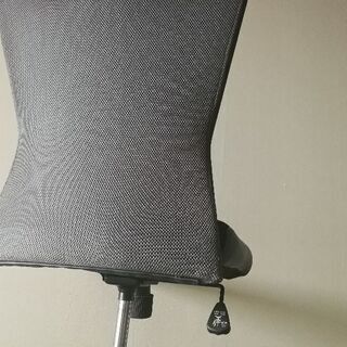 ニトリ メッシュチェア オフィスチェア デスクチェア 椅子の画像