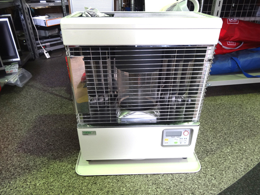 住まい　暖房◆SUNPOT/サンポット石油ストーブ◆KSH-483KL　2018年製　煙突式　半密閉　コンパクト　USED