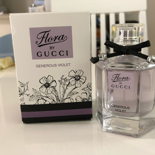 GUCCI バイオレット オードトワレ 50ml 。 決まりました