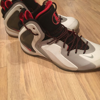 NIKE リルペニー ポジット 28.5cmクラッシックの画像