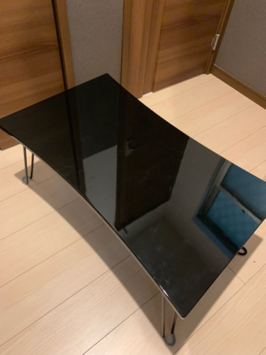 テレビ、電子レンジ、テーブル5000円で差し上げます