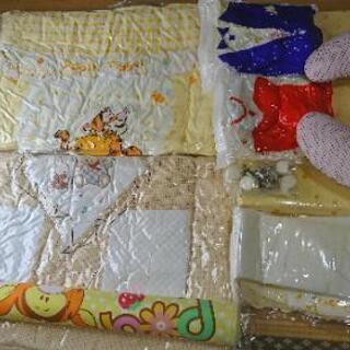 商談中✳️カトージベビーベッド&西川プーさん布団セット♡おまけ付き♡の画像