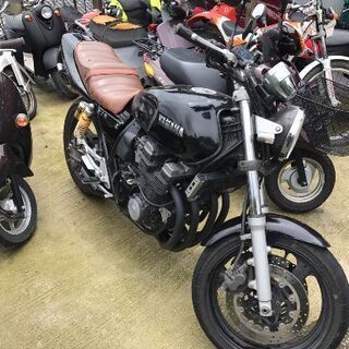 XJR400