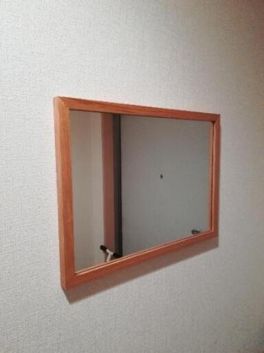 無印良品　壁につけられるミラー