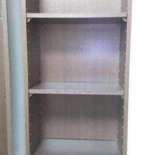 本棚 お譲りします（高さ約170cm・可動棚）の画像